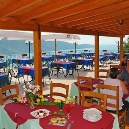 Apartment Dreizimmerwohnung Ohne Seeblick Tignale